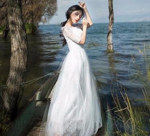 拥有盛世美颜的四大星座女,那种美一眼难忘,宛若天仙