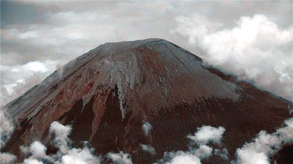 心理测试：图中你认为哪座火山喷发的最厉害？测试你11月份财运