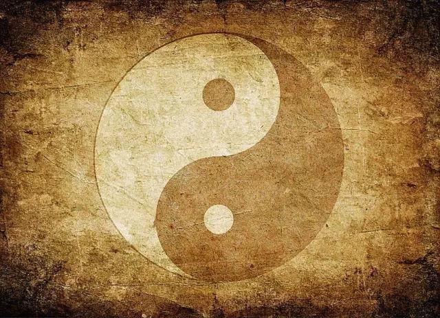 一命二运三风水,四积功德五读书,六择业七择偶,八交贵人九养生!