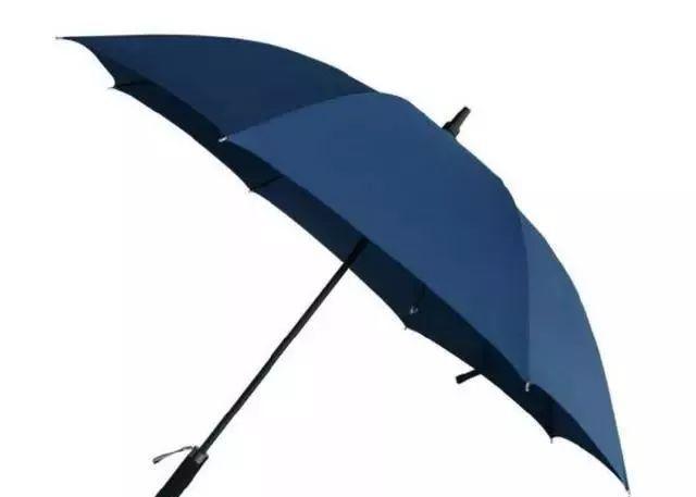 心理测试——下雨时你选哪一把？测今生谁会对你不离不弃~