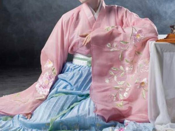 心理测试：3件古装，哪件最美，测你今生富贵还是贫贱！