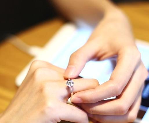 心理测试：4个戒指最喜欢哪个？测你要怎么做才能获得真爱